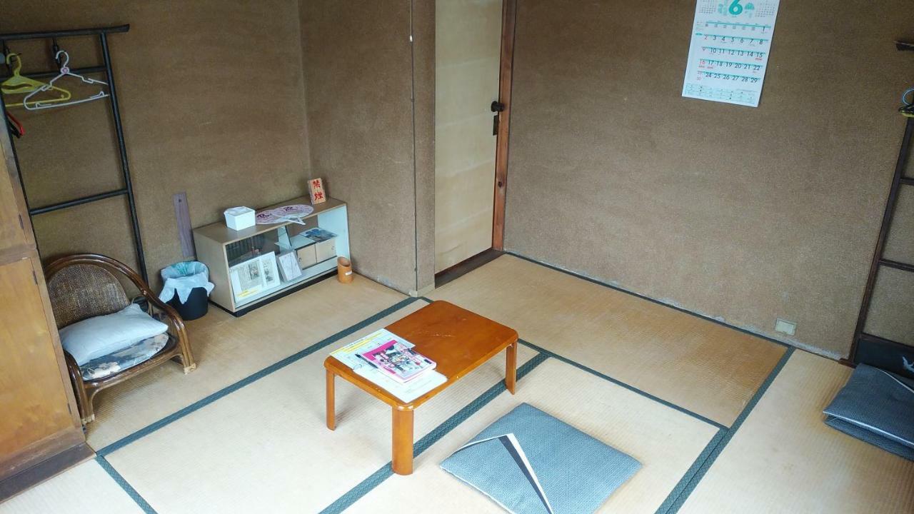 Walking Pilgrimage Hotel Tokiwa Ryokan Ozu  Zewnętrze zdjęcie