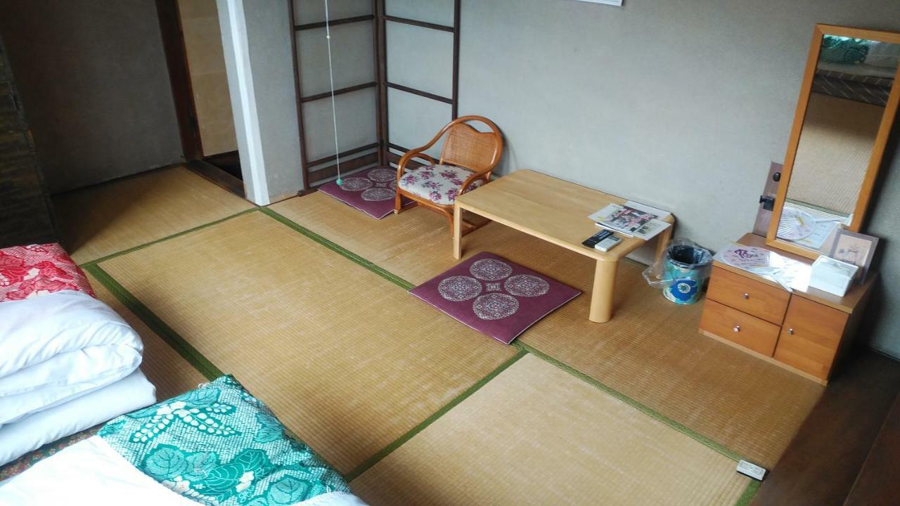 Walking Pilgrimage Hotel Tokiwa Ryokan Ozu  Zewnętrze zdjęcie